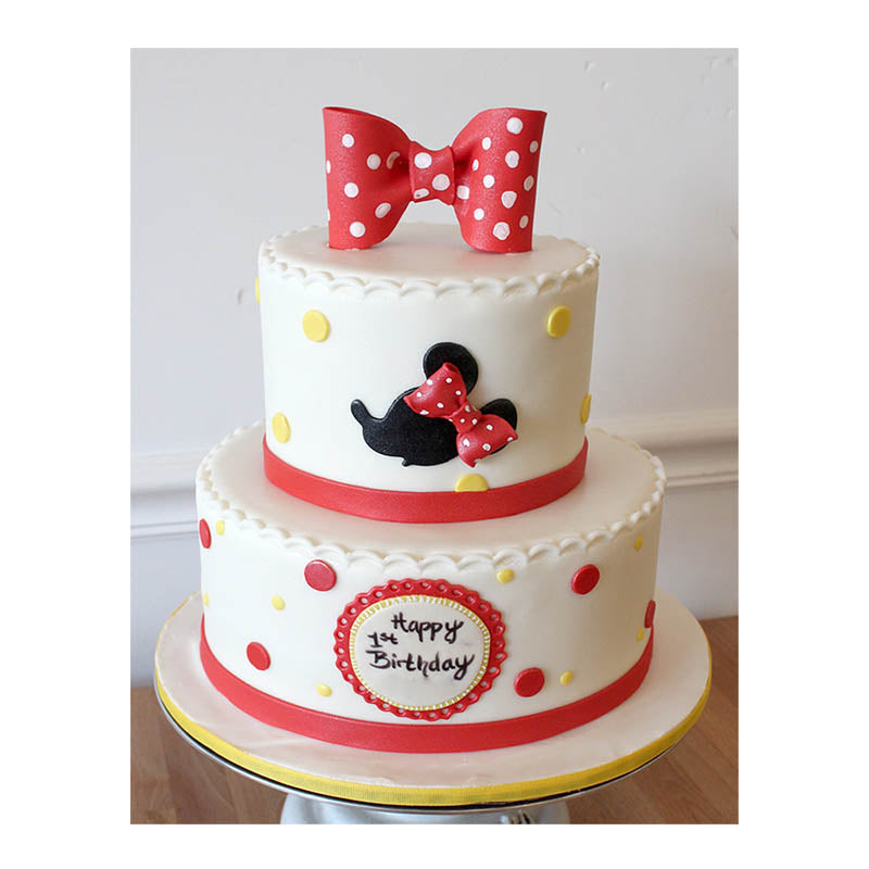 Classic Minnie Mouse Cake - Chirukaanuka